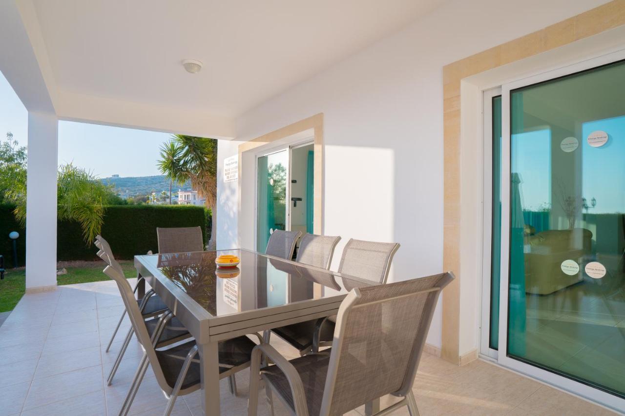 Bella Katerina By Prestige Bookings Coral Bay Bagian luar foto